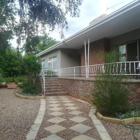 Mulberry Place Cradock Luaran gambar